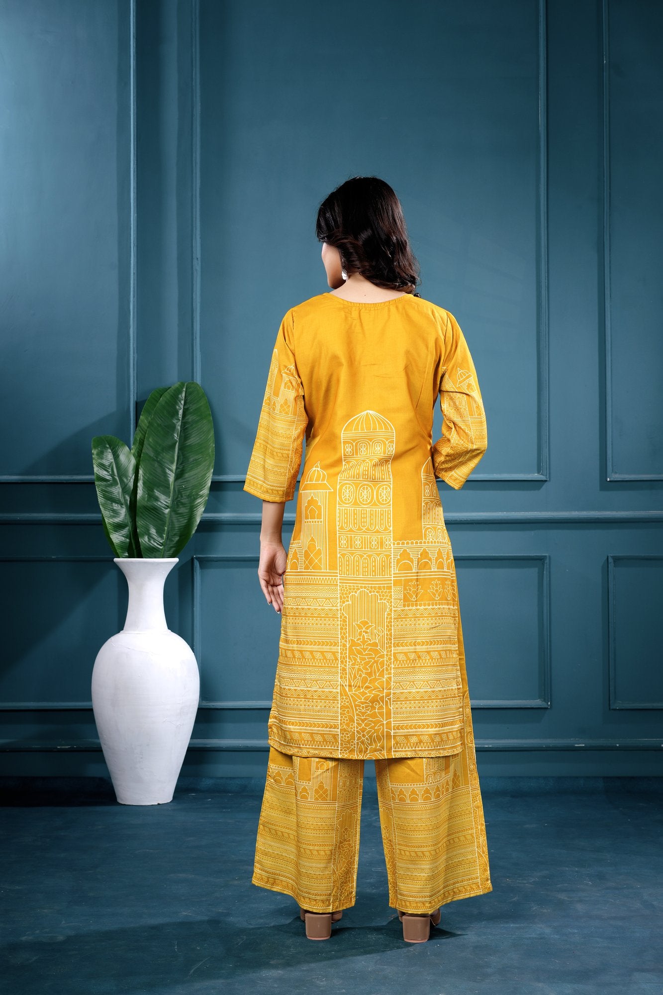 Roohi Haveli Co-ord — front detail